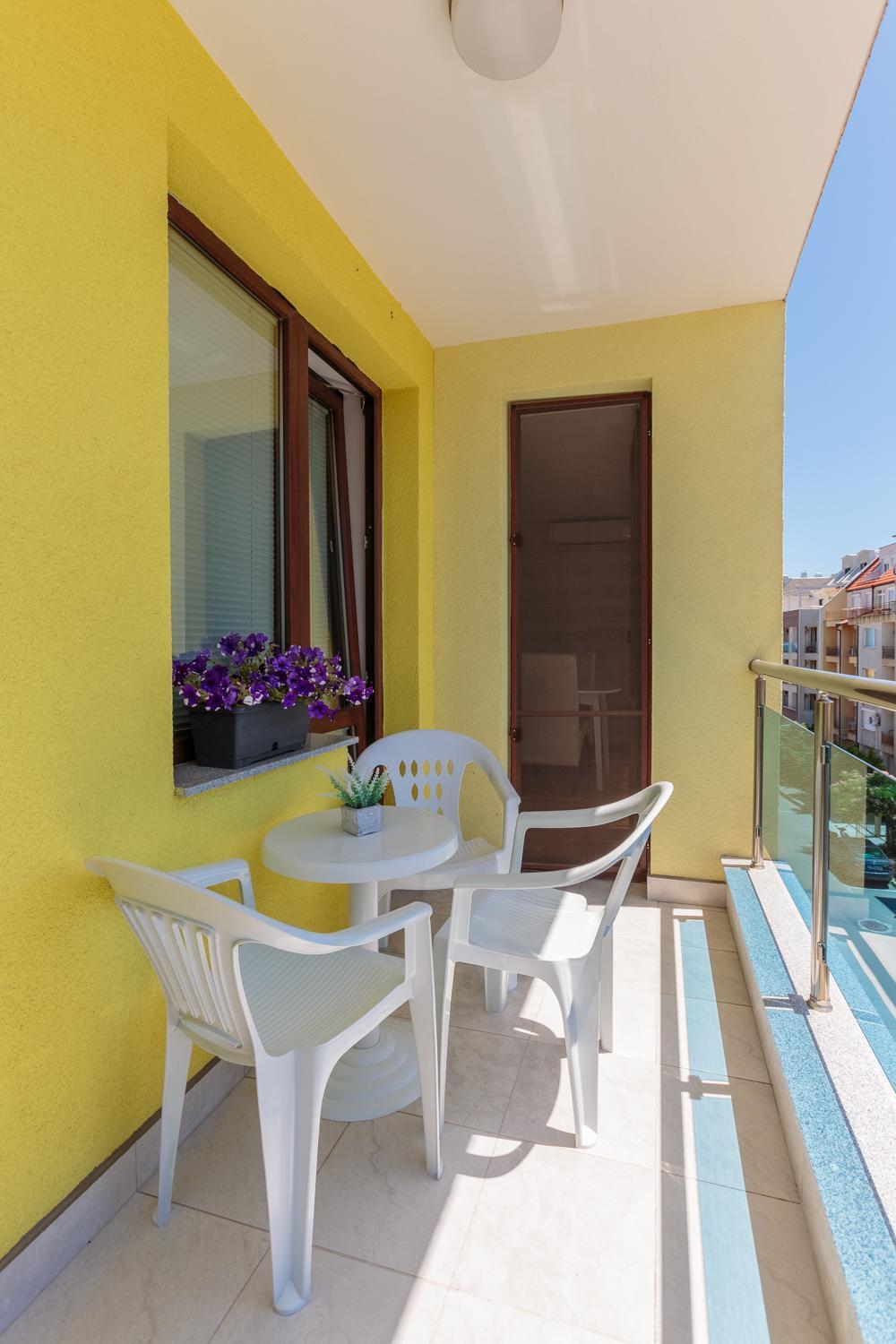 Helios Luxury Aparthotel 2*