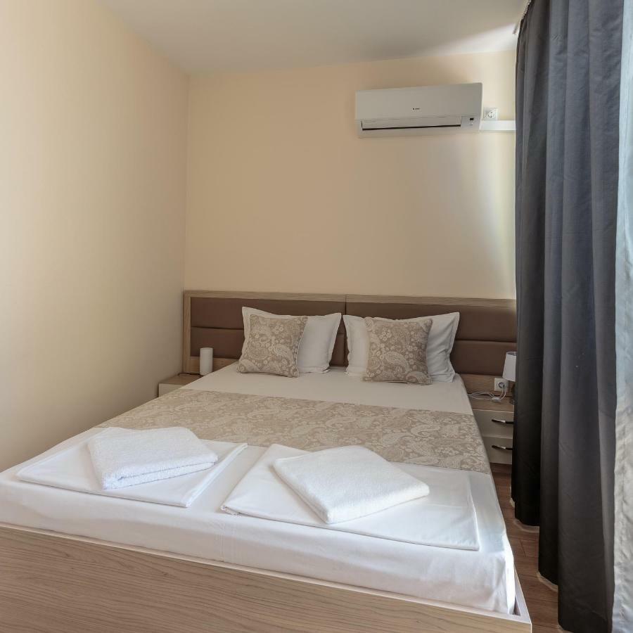 Helios Luxury Aparthotel 2*